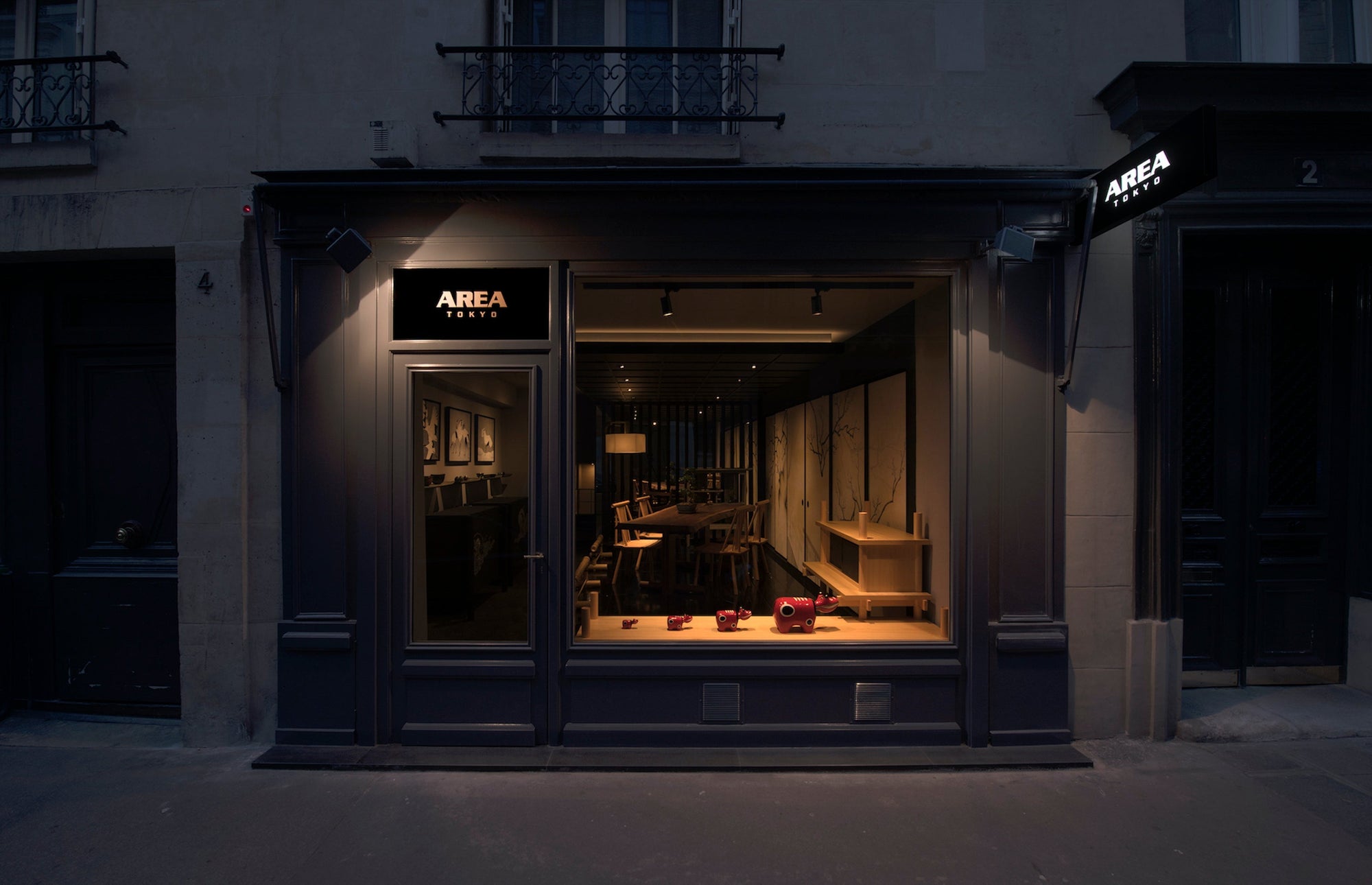 CASE 047/AREA Tokyo Paris