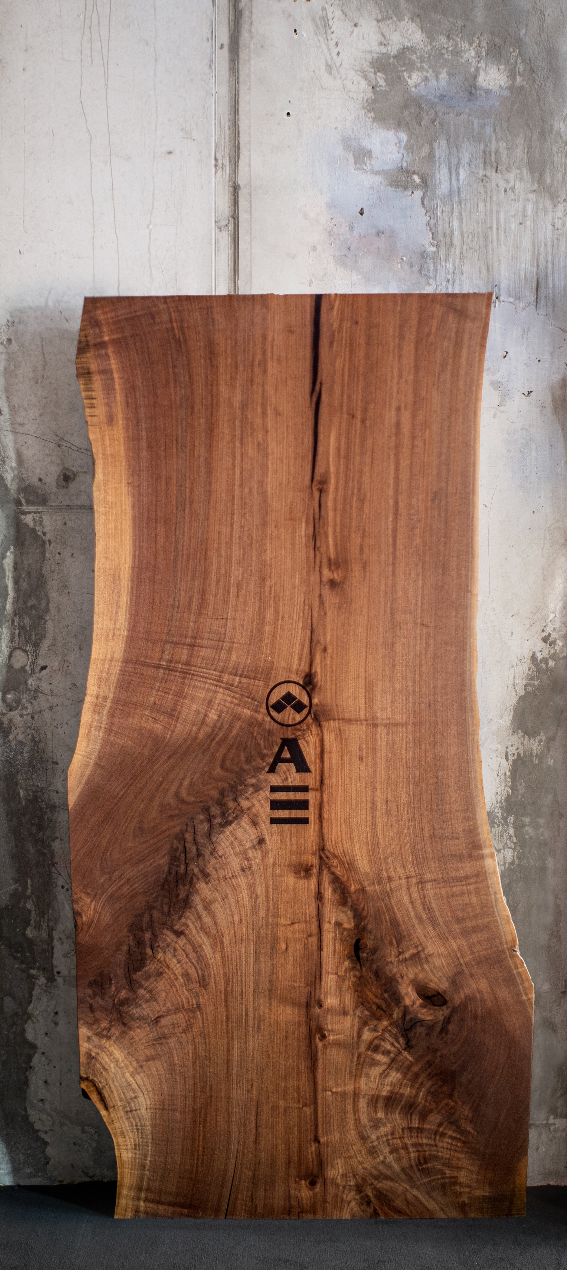 Live Edge Slab – Walnut C481 (s021)