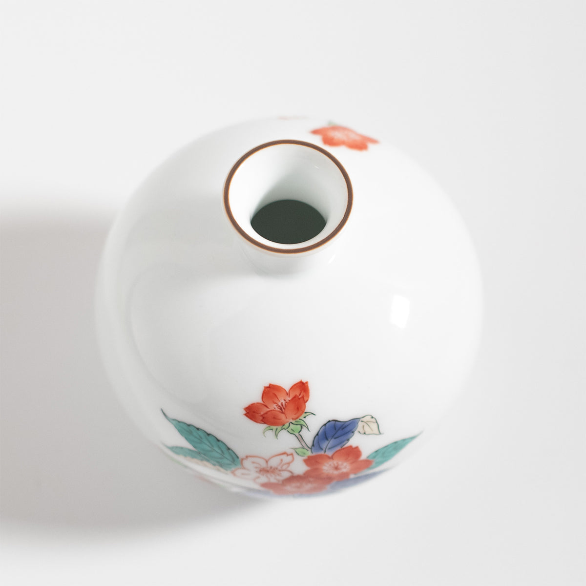 Arita Ware: Cherry Blossom Motif Kakiemon Porcelain Single Flower Vase