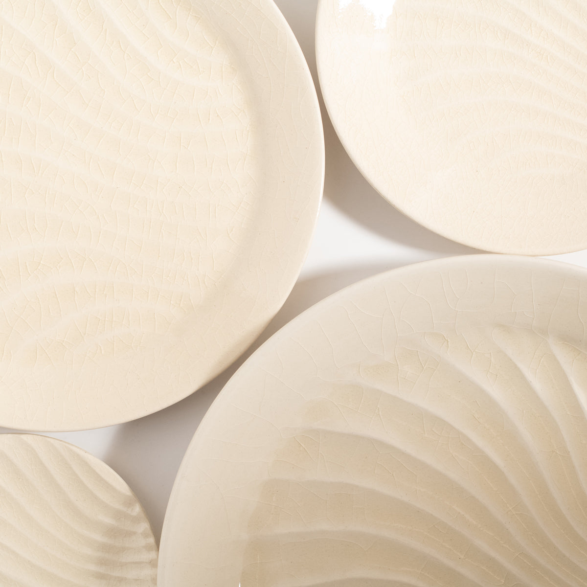 Satsuma Ware: Hamon-Ripple Pattern Round Plate