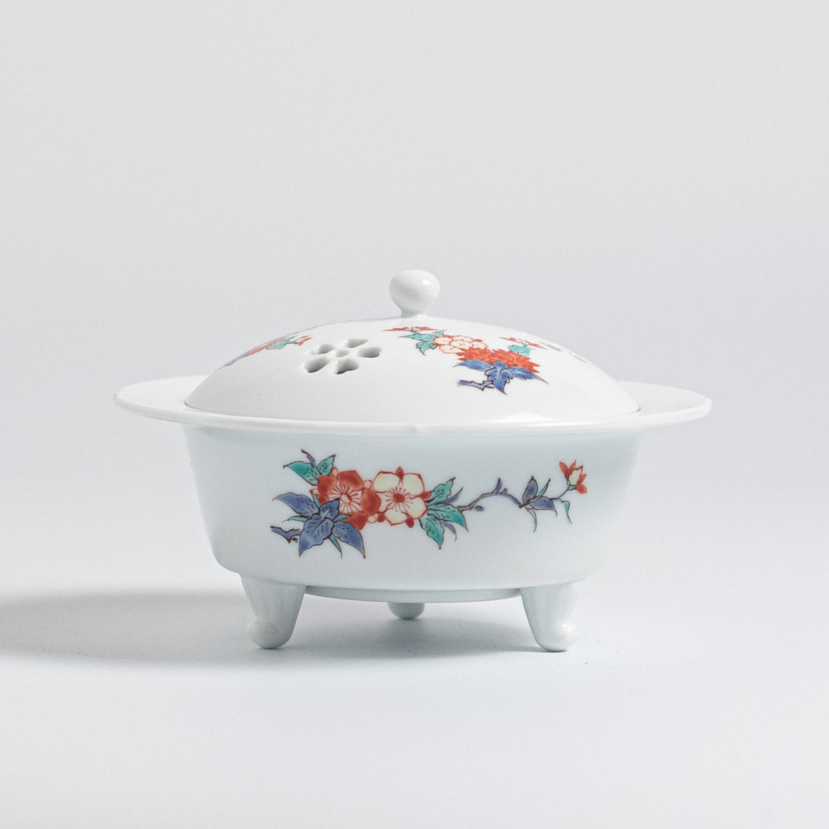 Arita Ware : Brûleur d’encens à décor floral en émail surglaçure