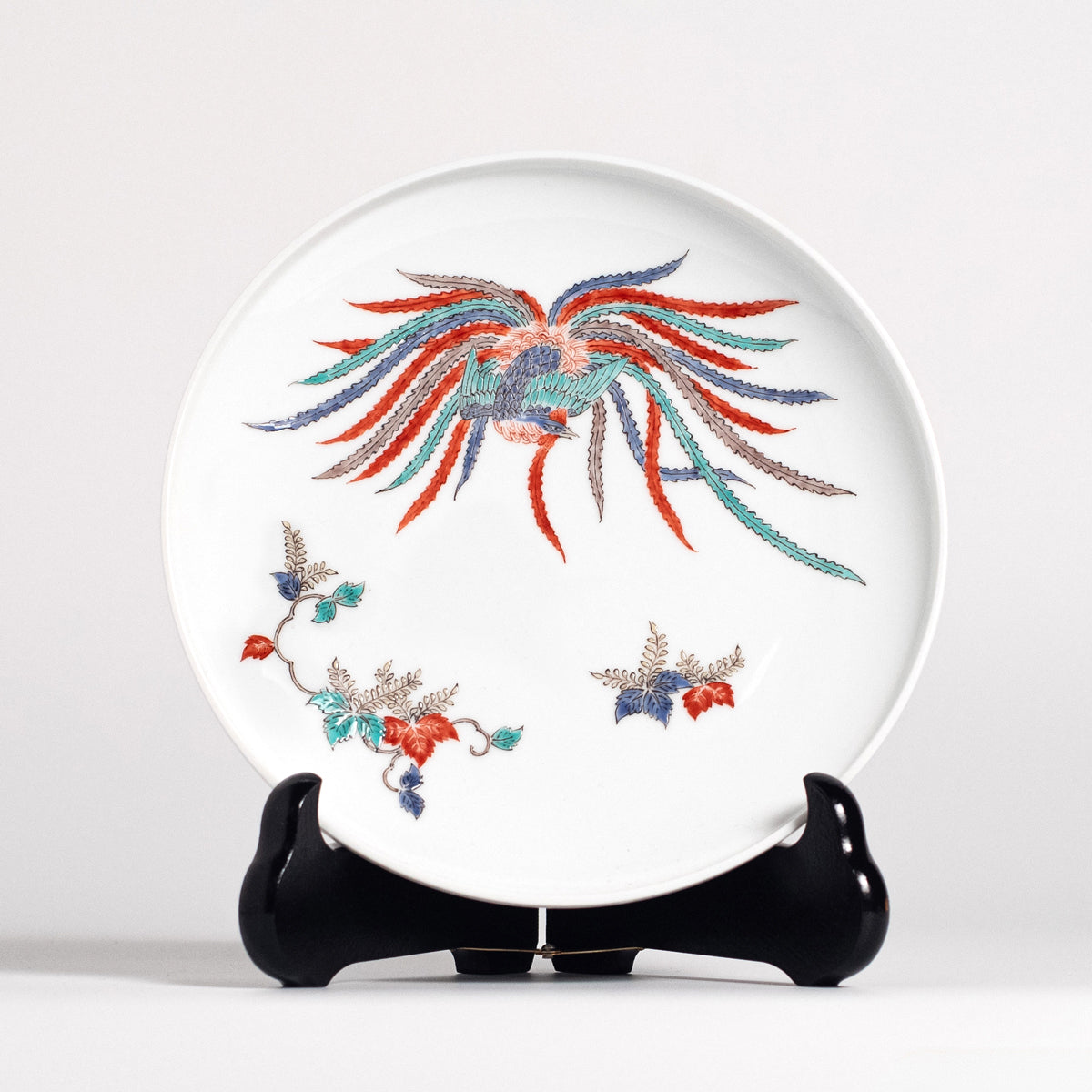 Arita Ware : Assiette décorative en émail surglaçure – Motif phénix et paulownia