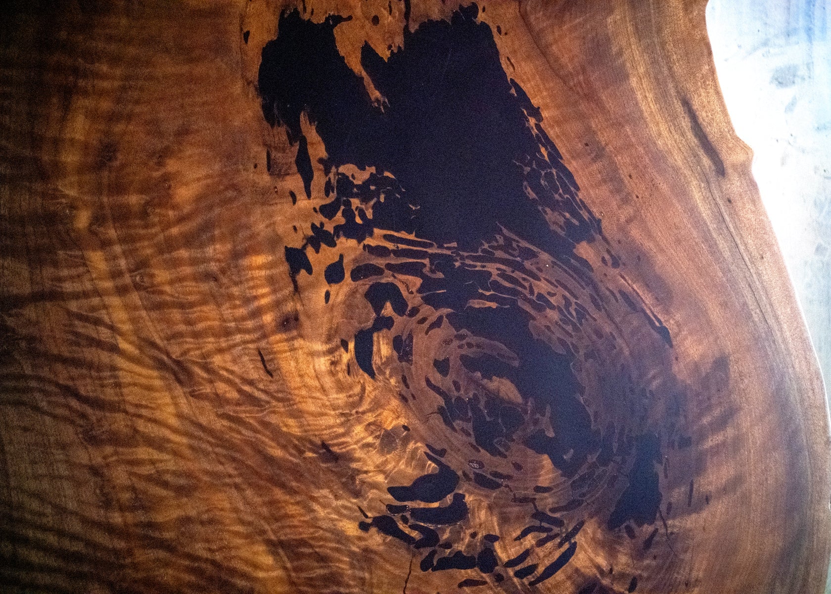 Dalle à bord naturel – Noyer F164 (s019)