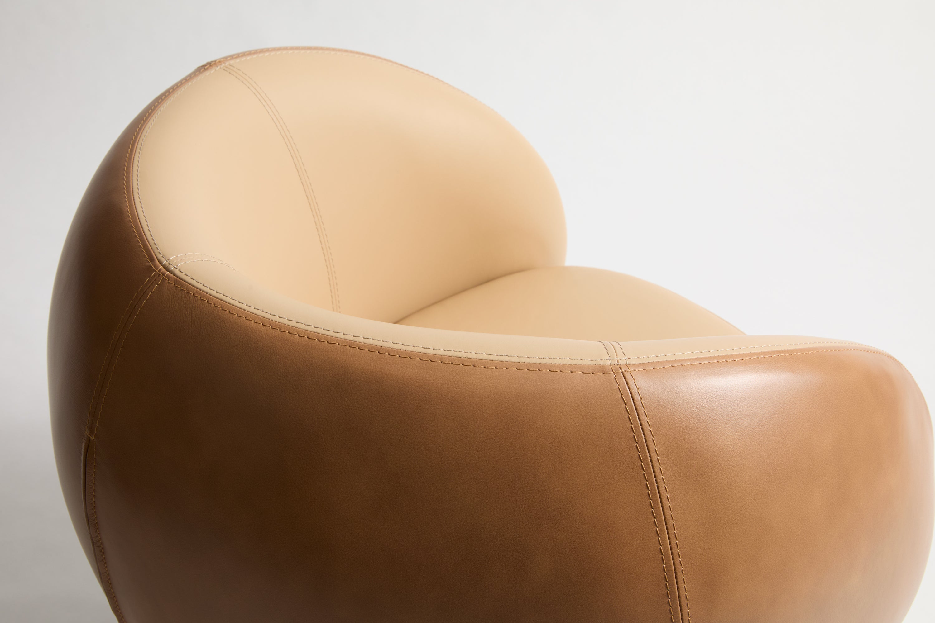 chaise A-29 «KABUTO»