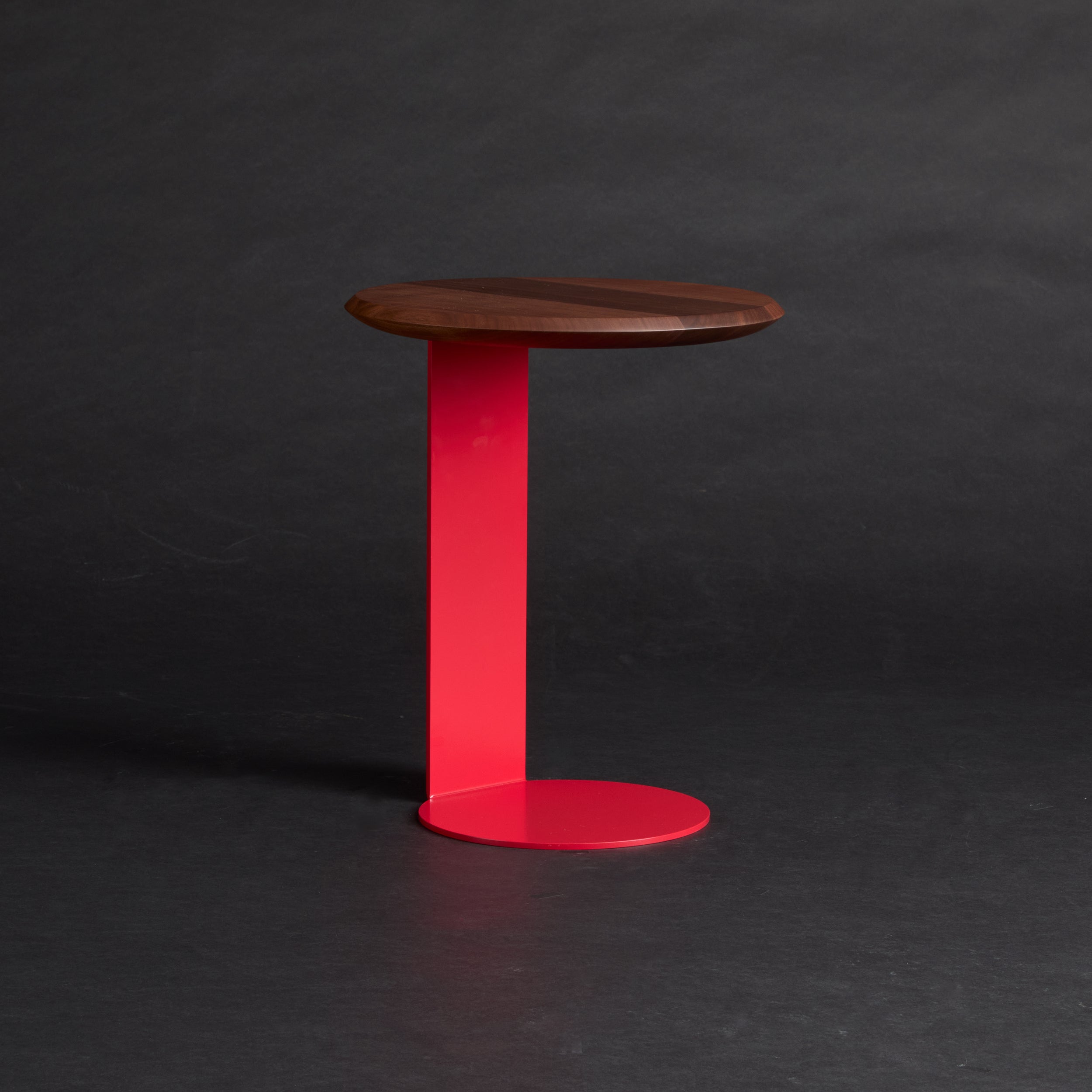 cantilever side table EN