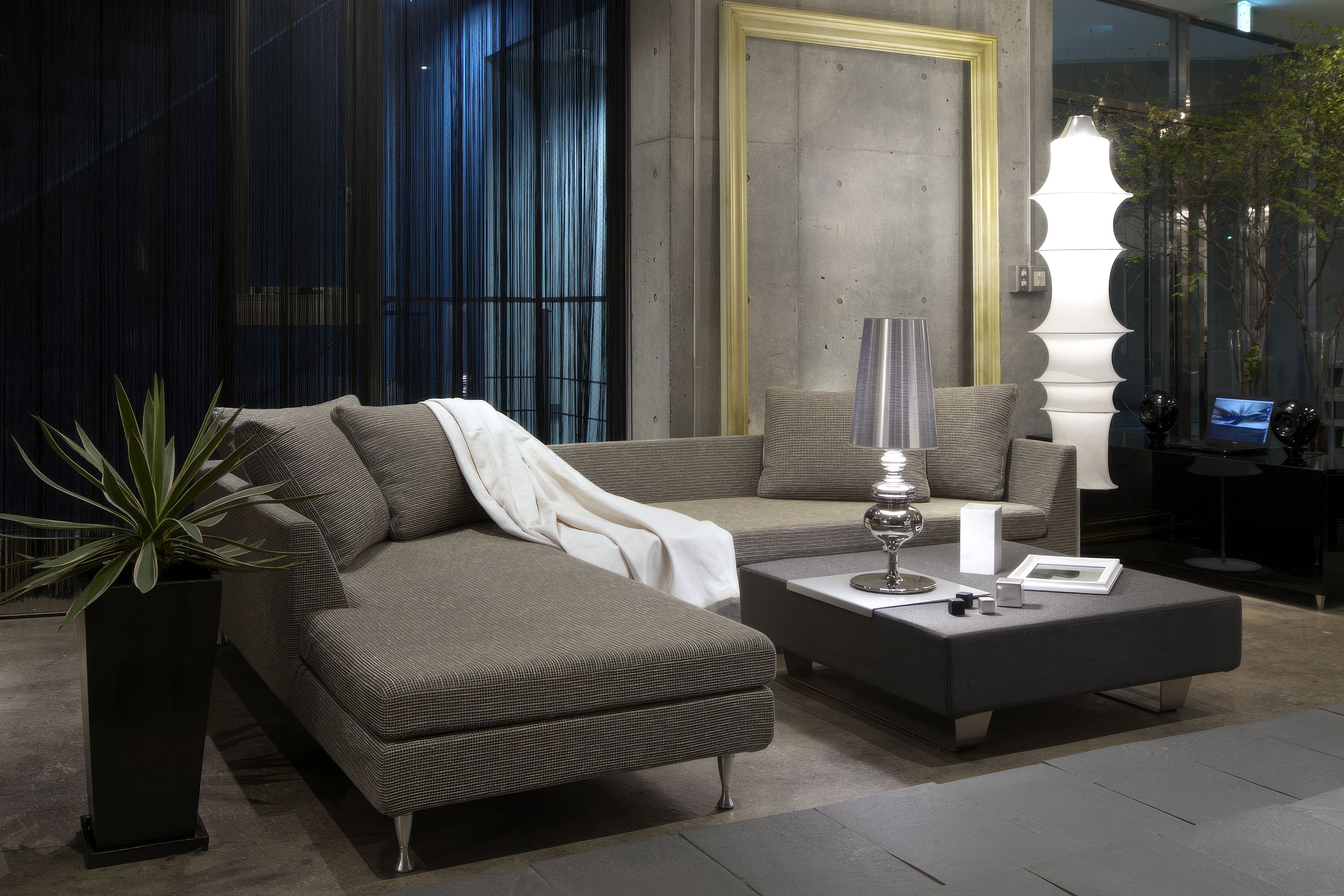 AREA|sofa VANITY-S|New York, Paris, Tokyo - Craftsmanship with AREA|sofa VANITY-S|New York, Paris, Tokyo - Craftsmanship with