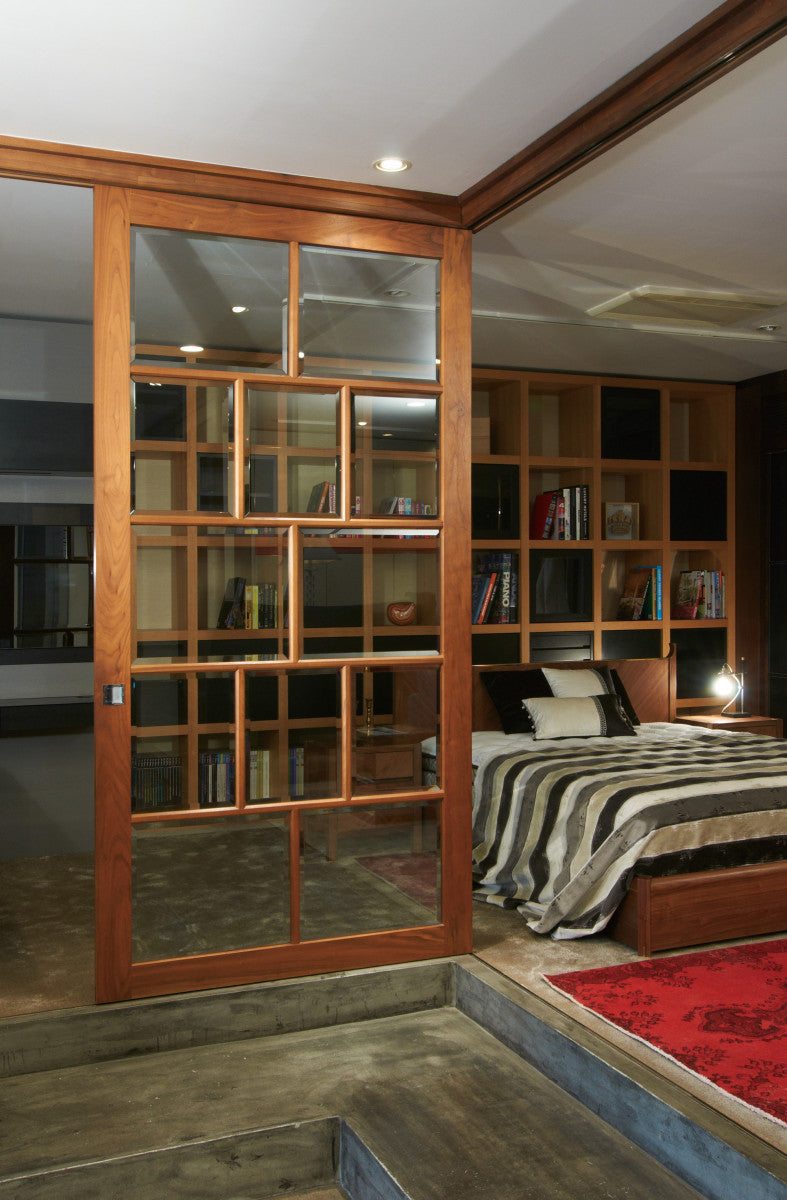 Sliding Door – Net Grid / Glass