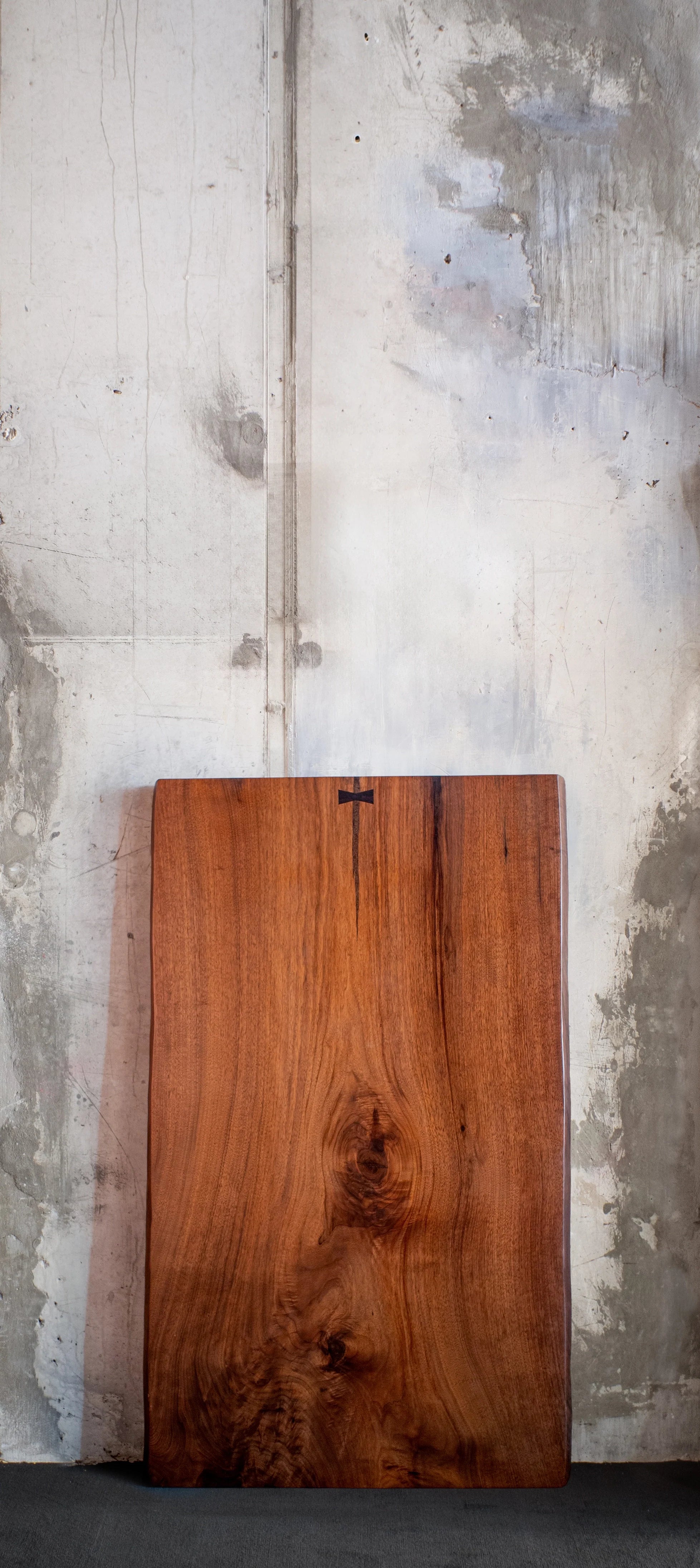 Live Edge Slab – Walnut 784