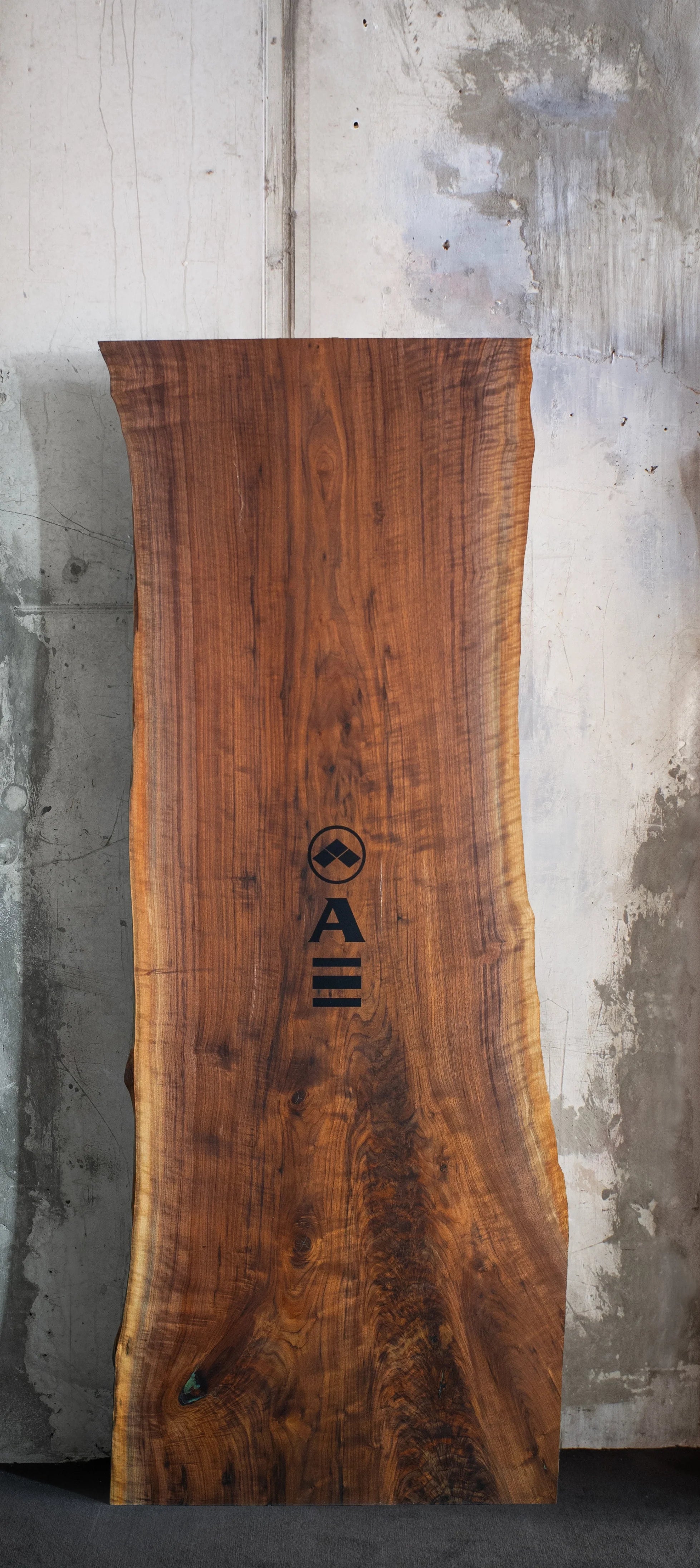 Live Edge Slab – Walnut F55 (s022)