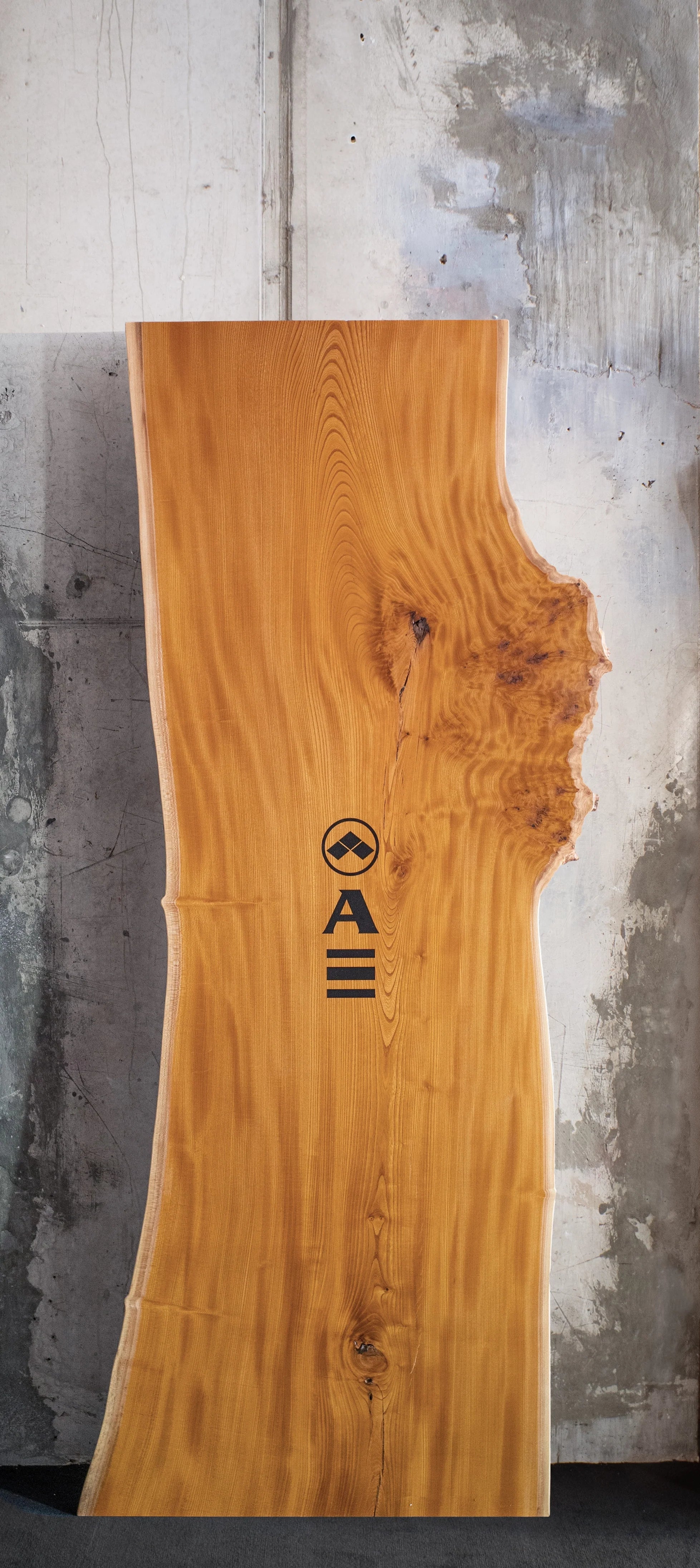 Live Edge Slab – Keyaki C153-1 (s004)