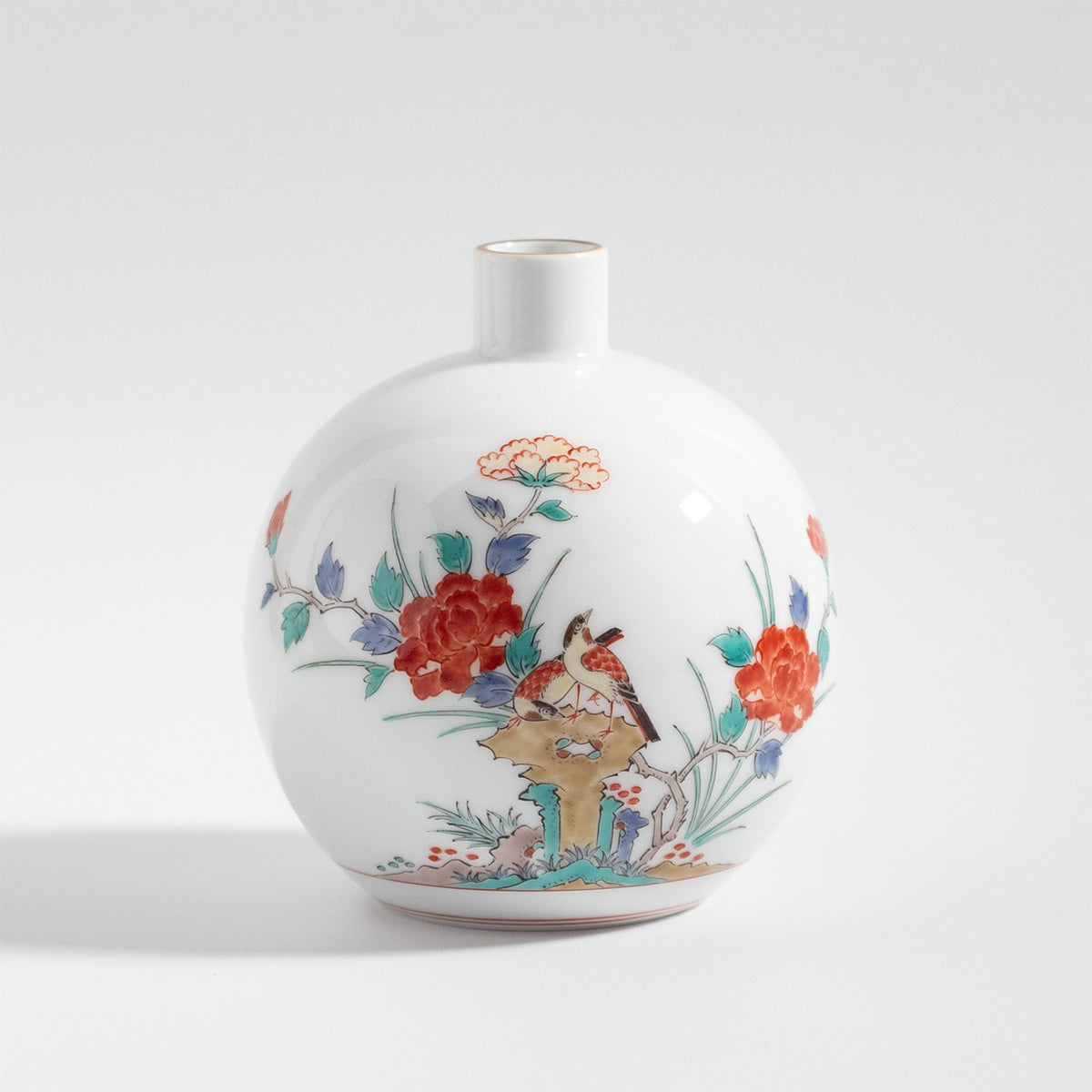 Arita Ware: Single-Flower Pill-shaped Vase with Peony and Bird Motif