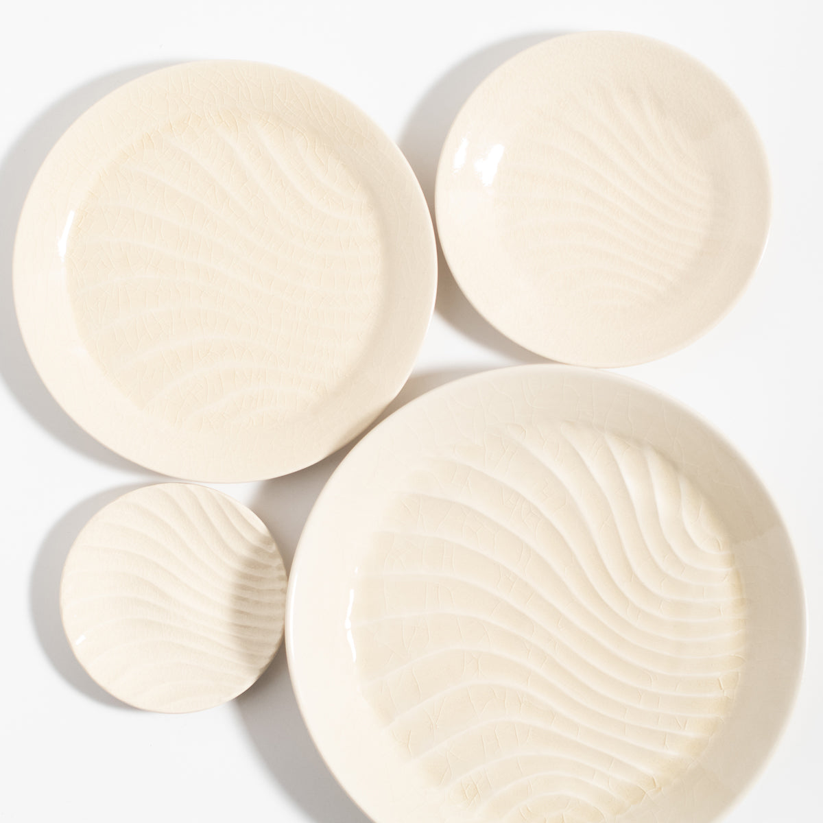 Satsuma Ware: Hamon-Ripple Pattern Round Plate