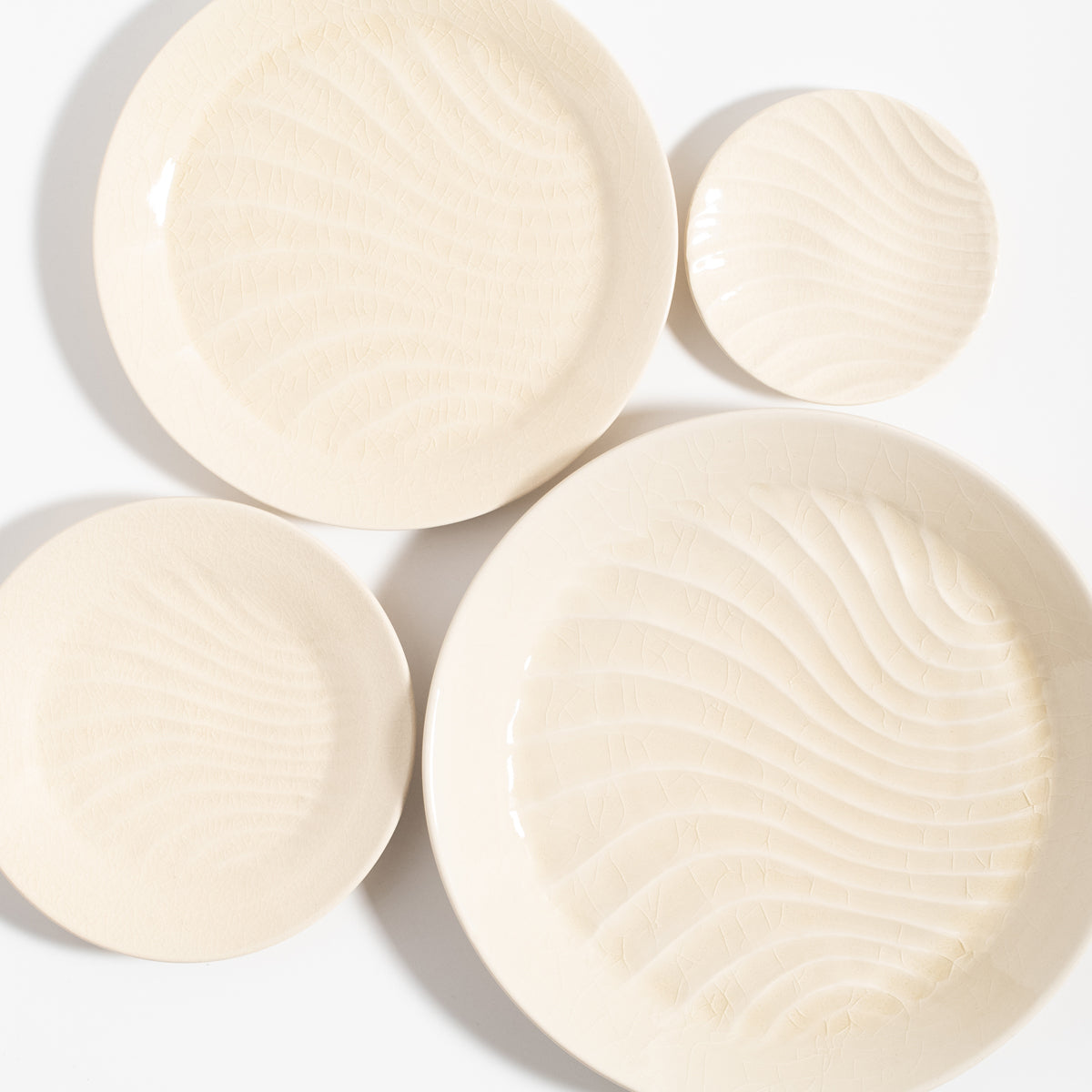 Satsuma Ware: Hamon-Ripple Pattern Round Plate