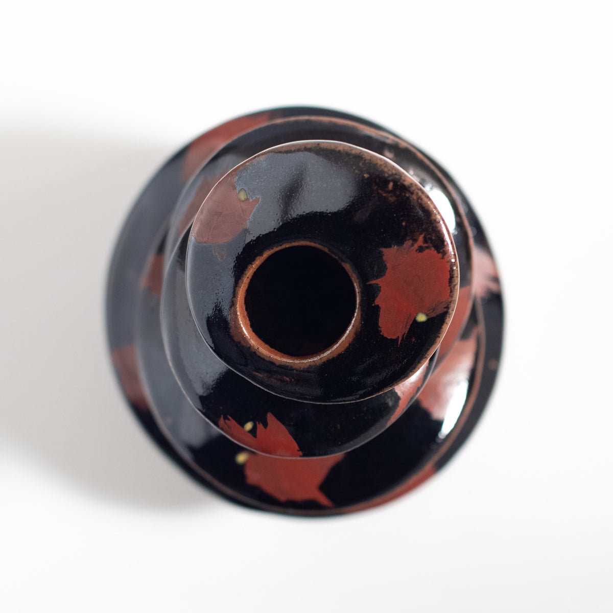 Mashiko Ware: Black Glaze Red Enamel Stacking Moon-shaped Vase