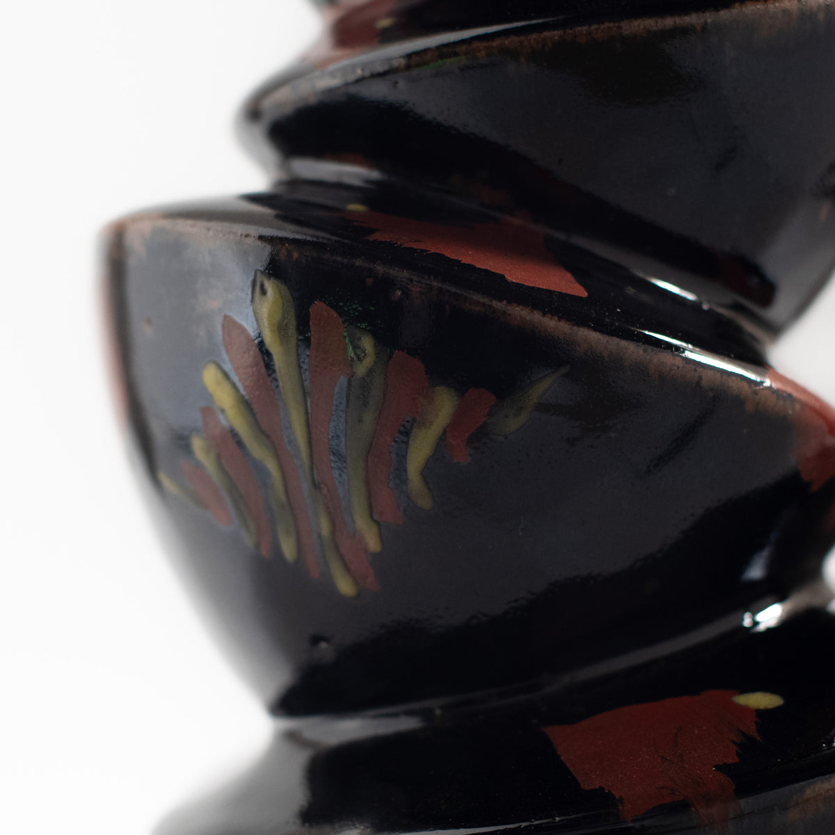 Mashiko Ware: Black Glaze Red Enamel Stacking Moon-shaped Vase