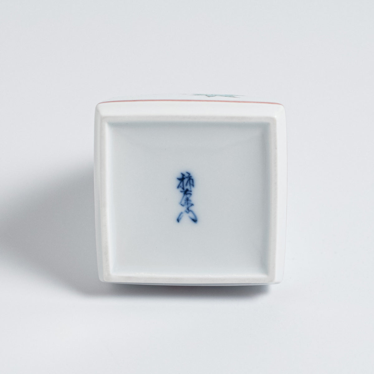 Arita Ware: Triangular Single-flower Vase with Overglaze Enamel Design of Maple Leaves