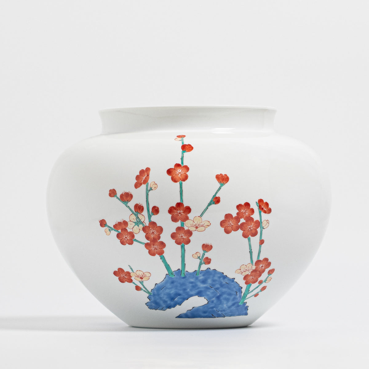 Arita Ware: Nigoshide Vase with Overglaze Enamel Plum Blossom Design