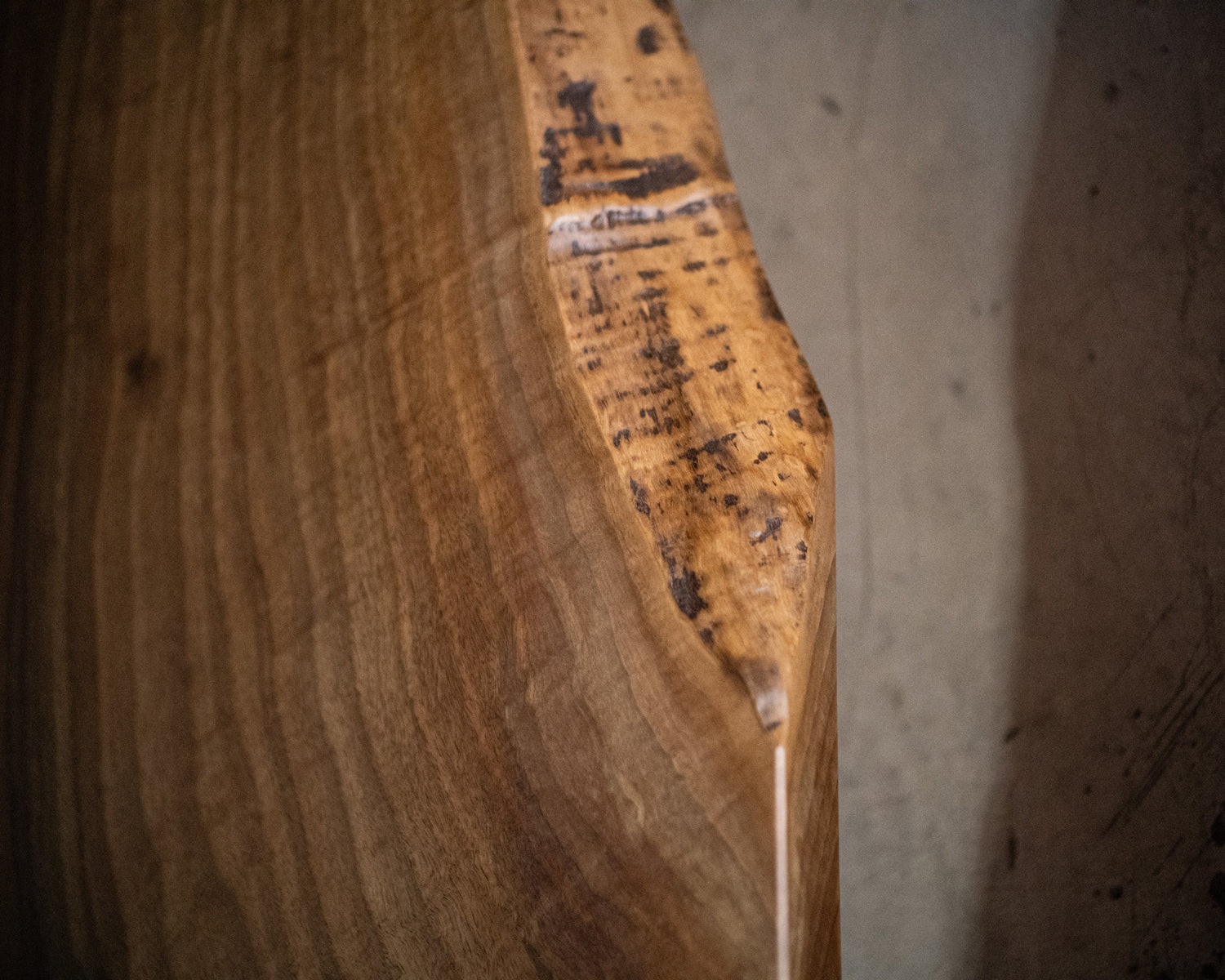 Dalle à bord naturel – Noyer F39 (s023)