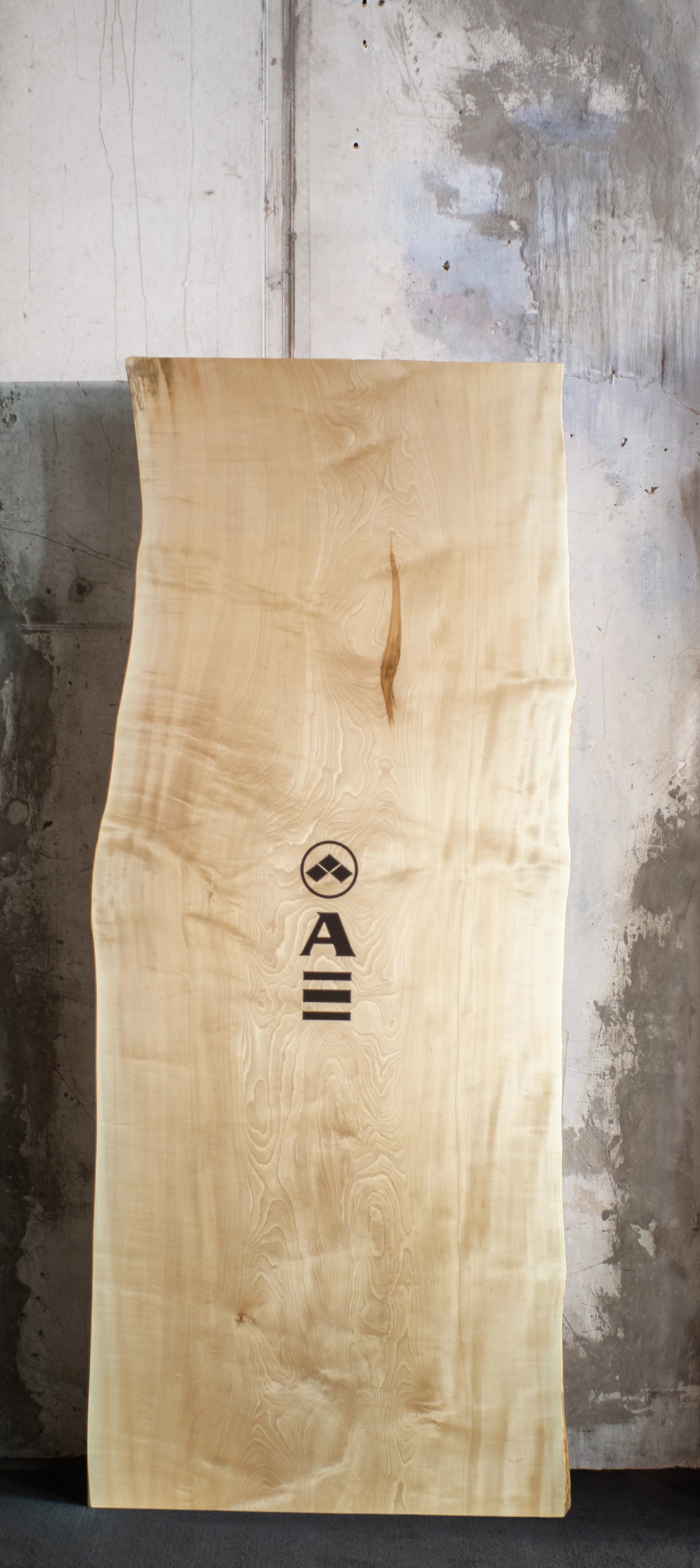 Live Edge Slab – TOCHI C1063 (s018)