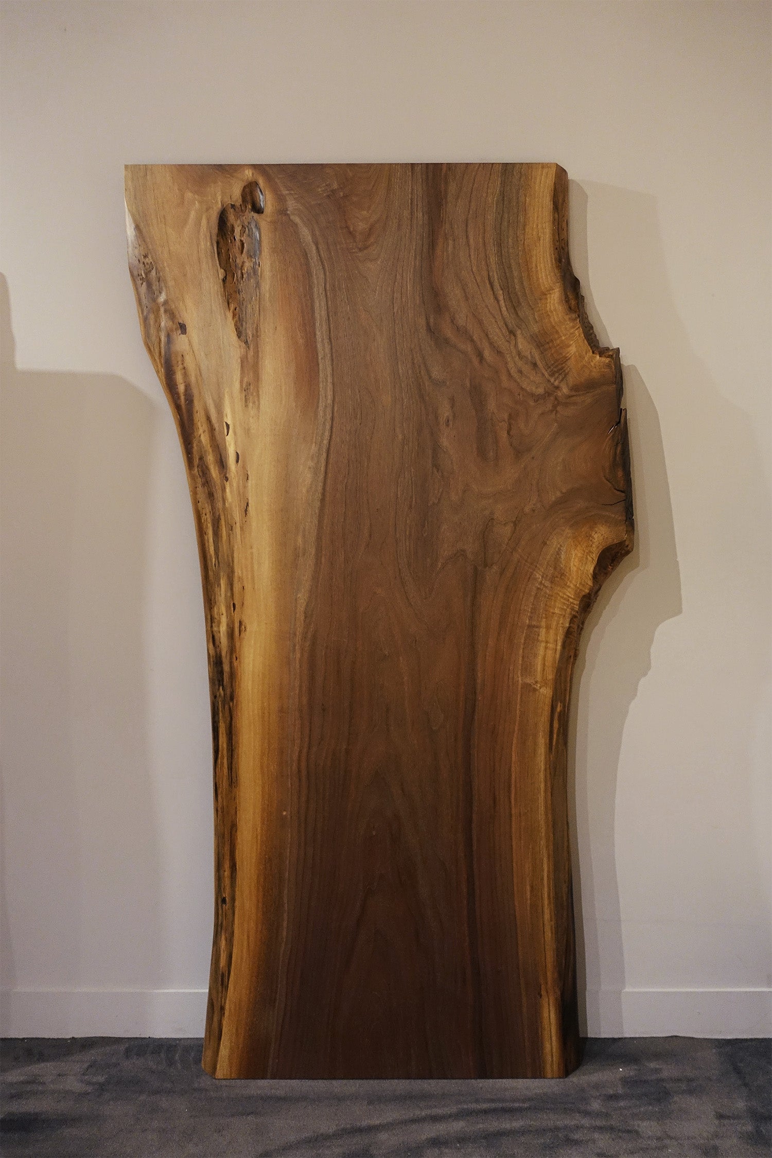 Live Edge Slab – Noyer Noir (No.35)