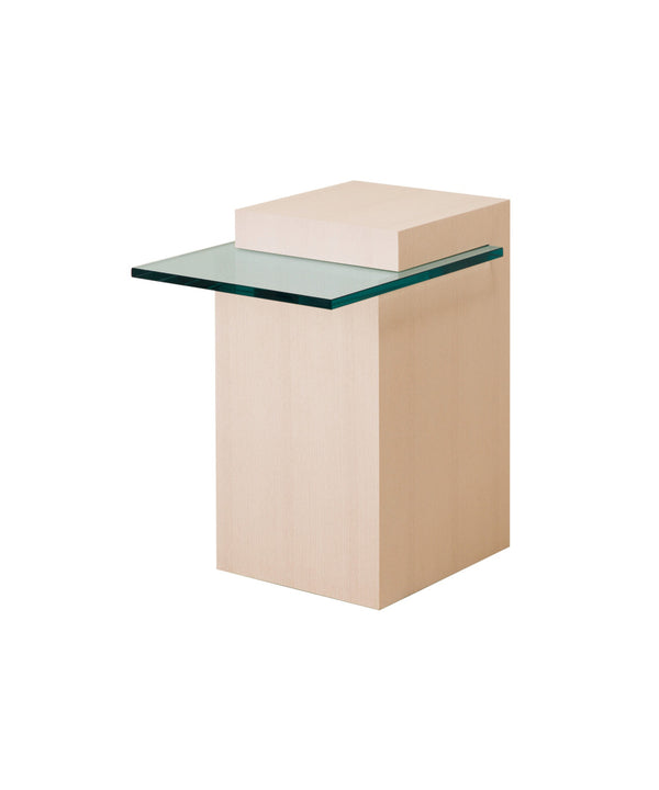 Single Grasp Side Table